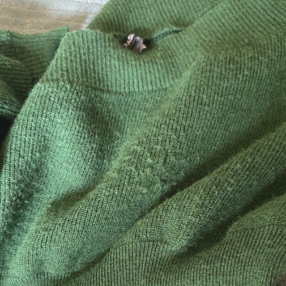 Fashion Nova Forest Green Knit Top - Picture 4 of 5